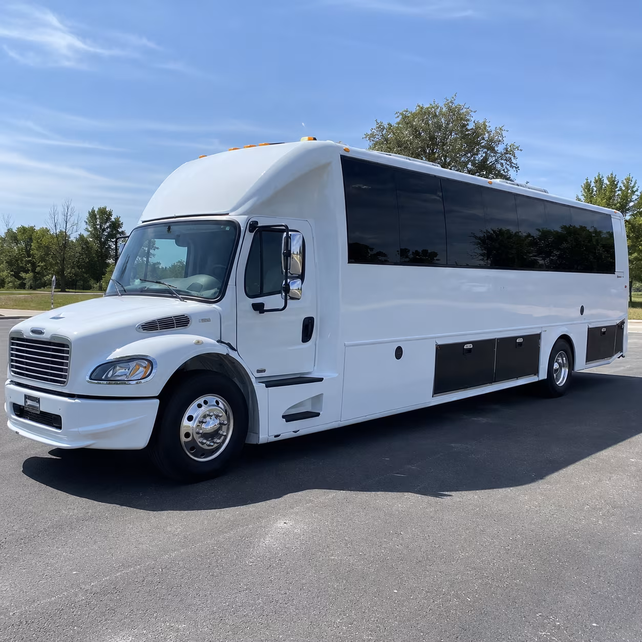 riverton 40 passenger party bus