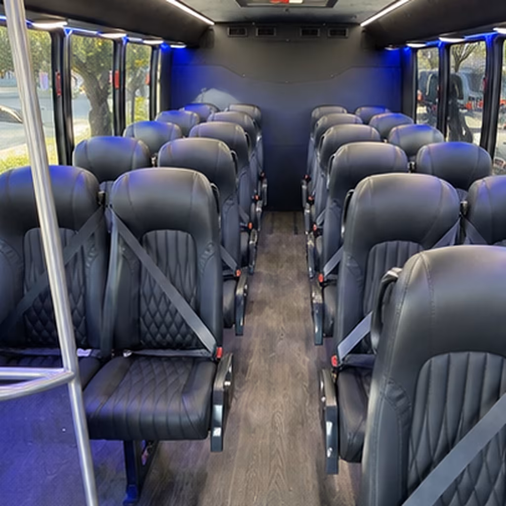 riverton airport transportation